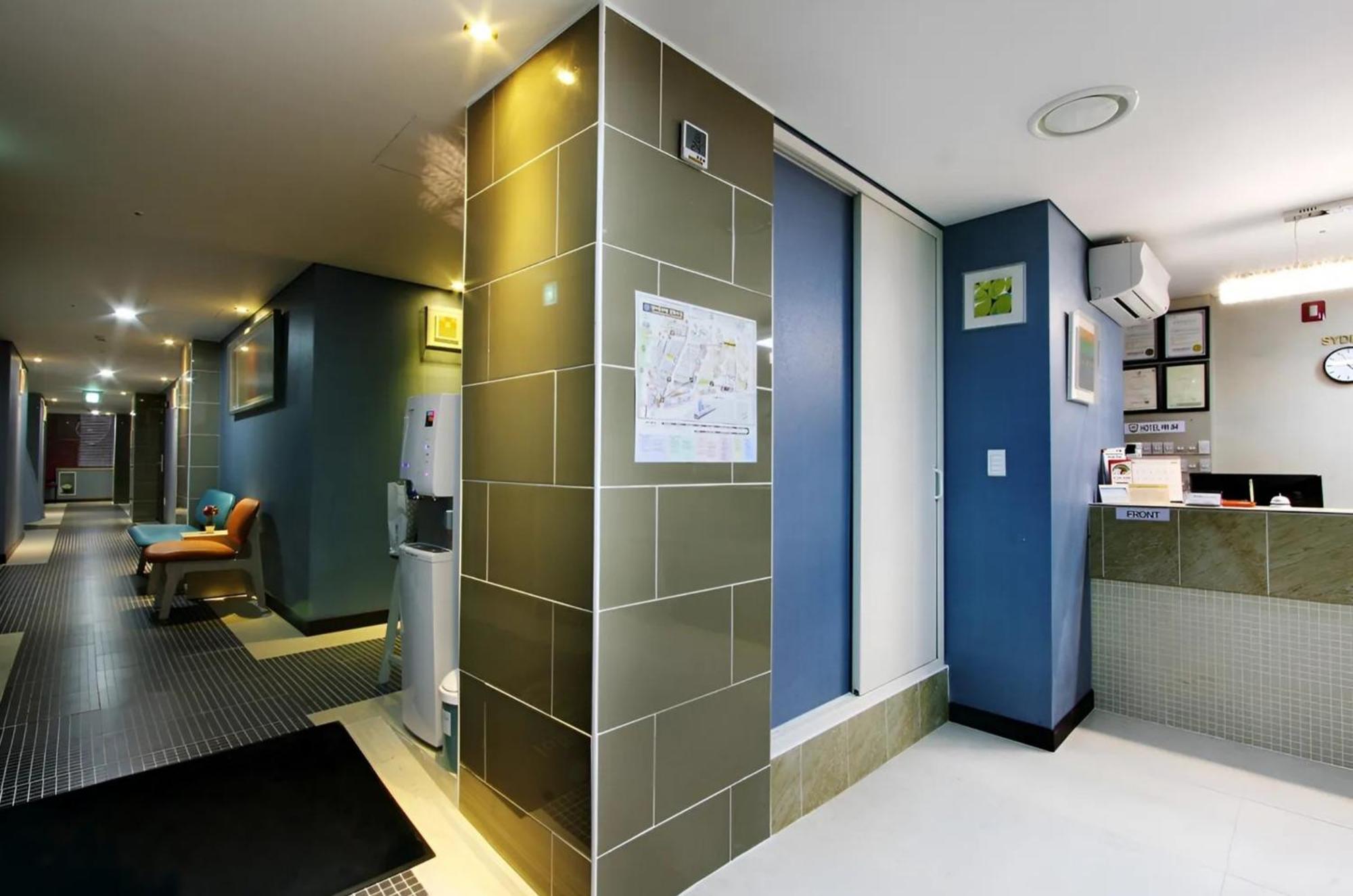Hotel Myeongdong Seul Esterno foto
