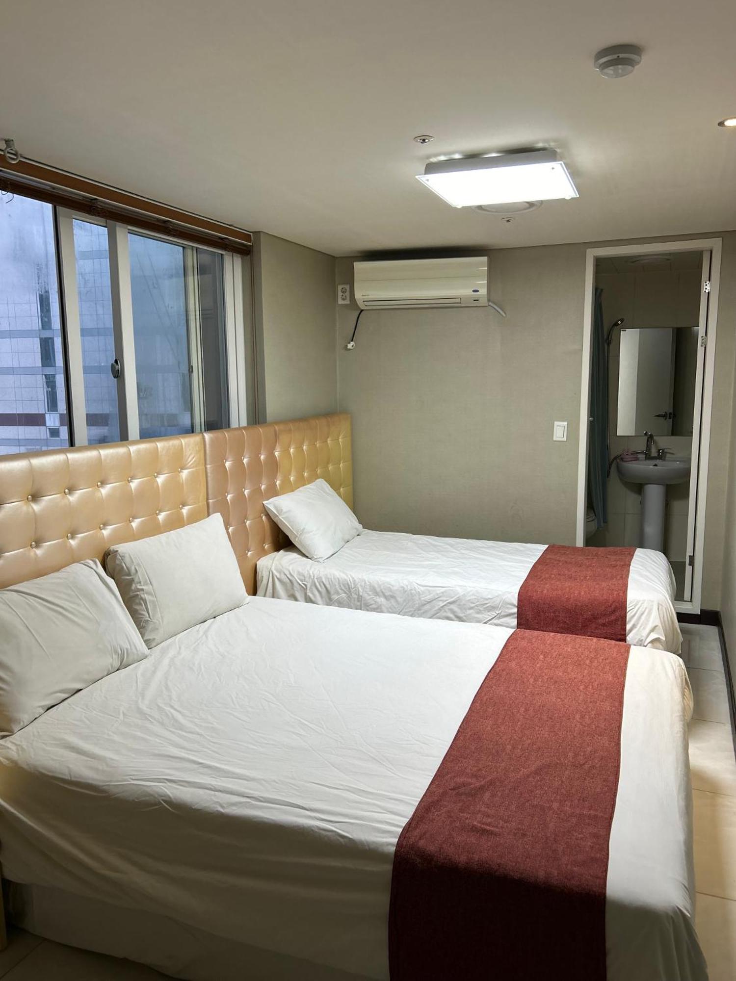 Hotel Myeongdong Seul Esterno foto