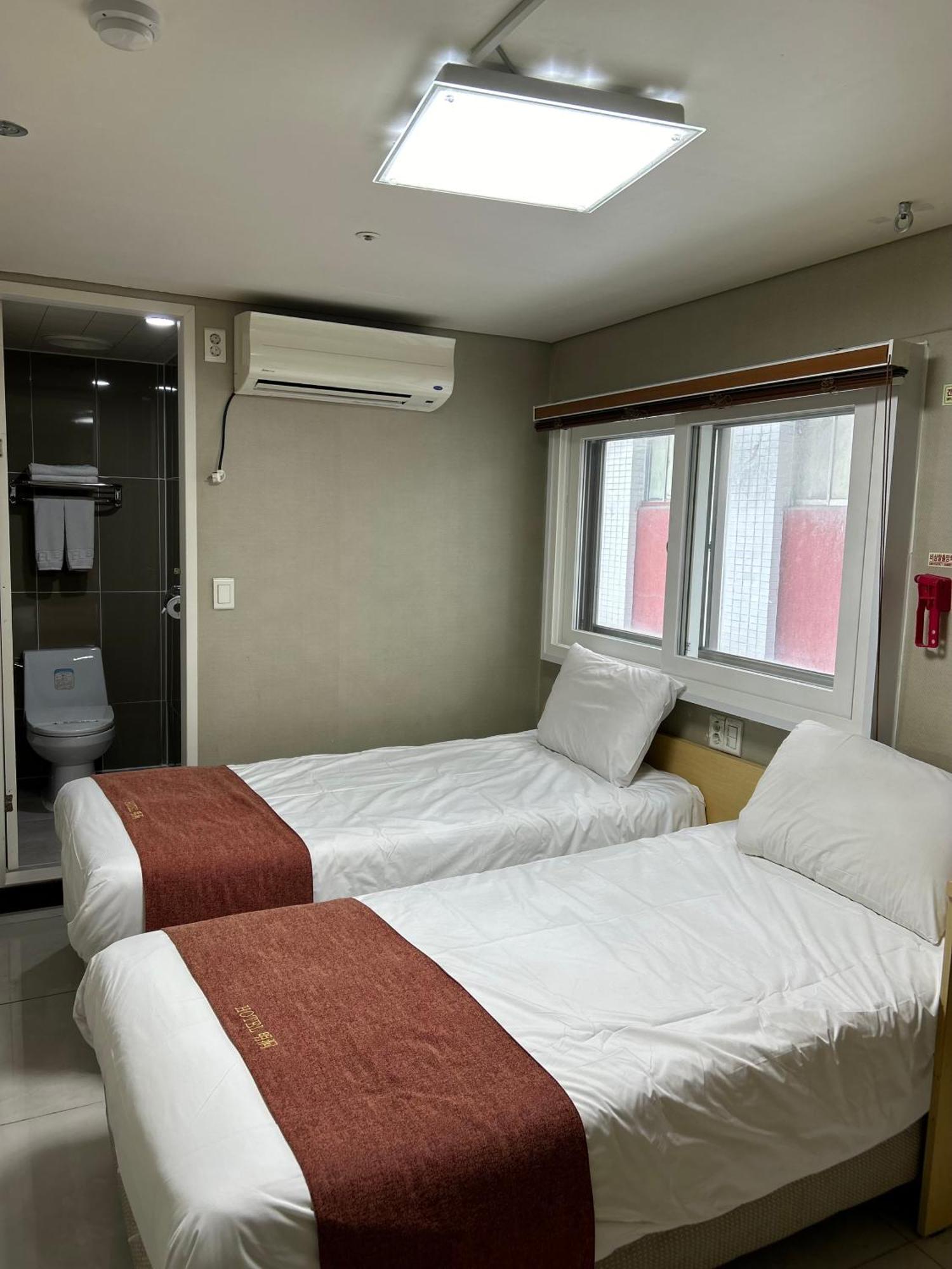 Hotel Myeongdong Seul Esterno foto