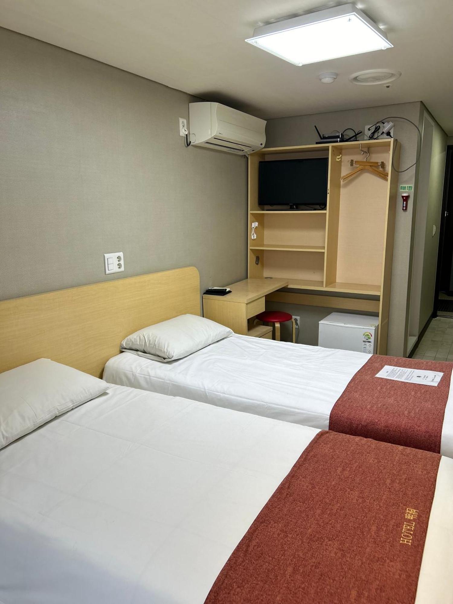 Hotel Myeongdong Seul Esterno foto